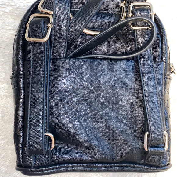 Guess Lilya Logo Convertible Mini Backpack - Picture 4 of 7